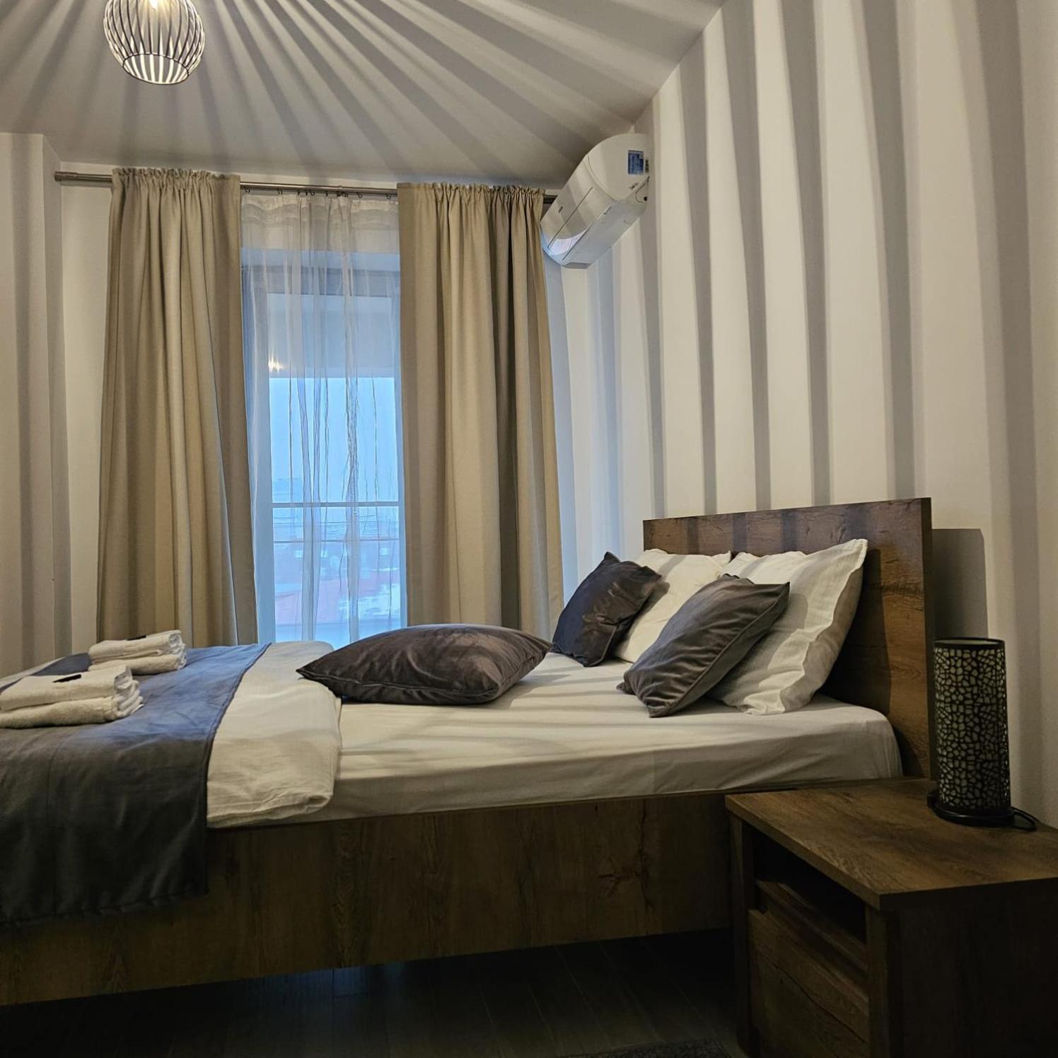 Central District Cuza 99 Apartment Bucarest Esterno foto